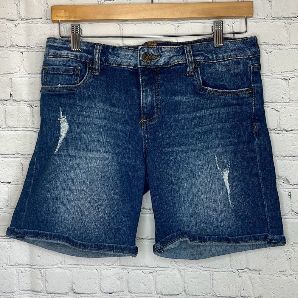 Kut from the Kloth Katy Boyfriend Short‎ Petite Distressed Shorts size 8P